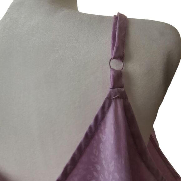 Torrid Sophie Leopard Jacquard Charmeuse Swing Cami Lilac Purple Size 2 - 2X - Picture 4 of 6